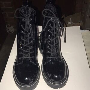 Women’s Forever21 Lug Boots